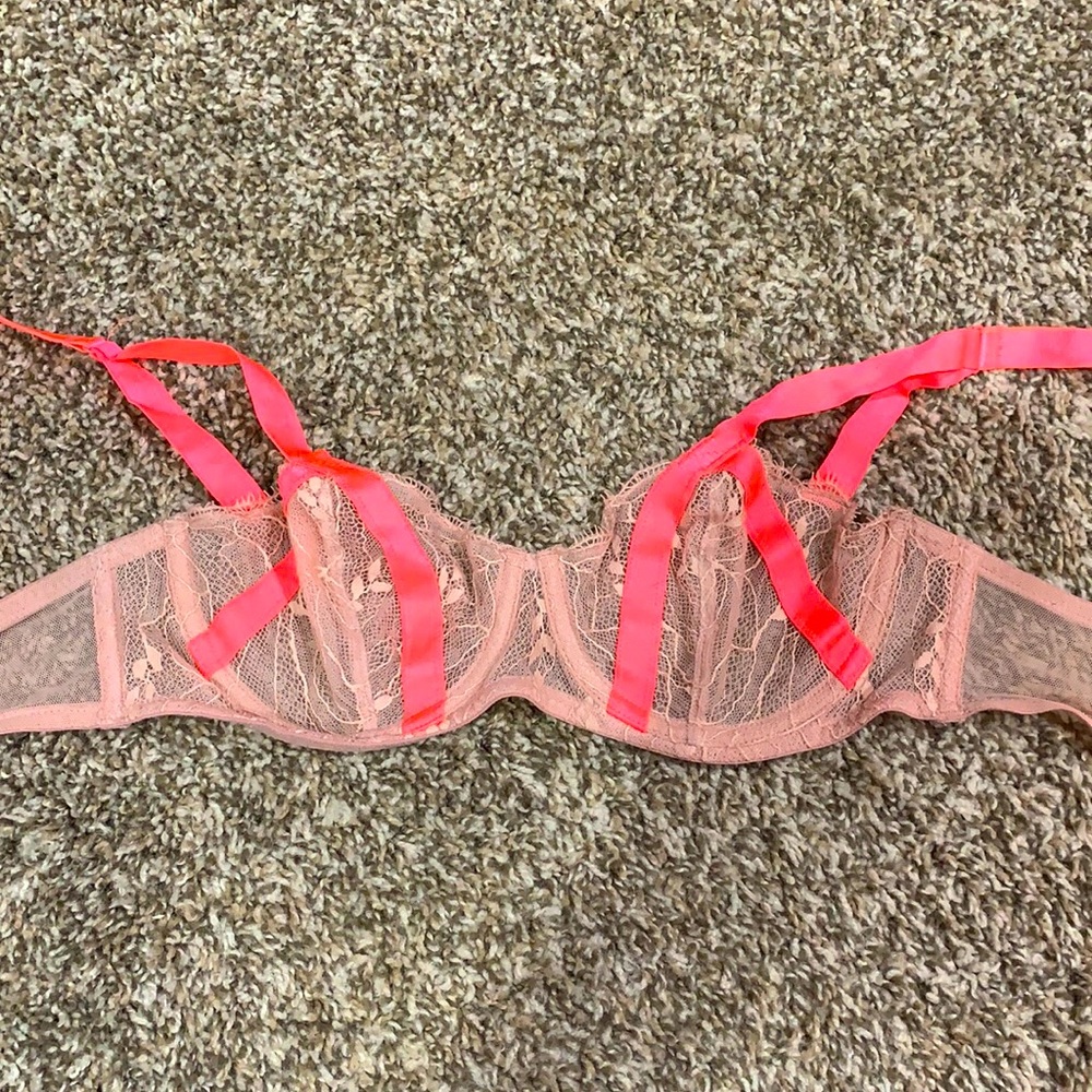Victoria’s Secret Unlined Bra
